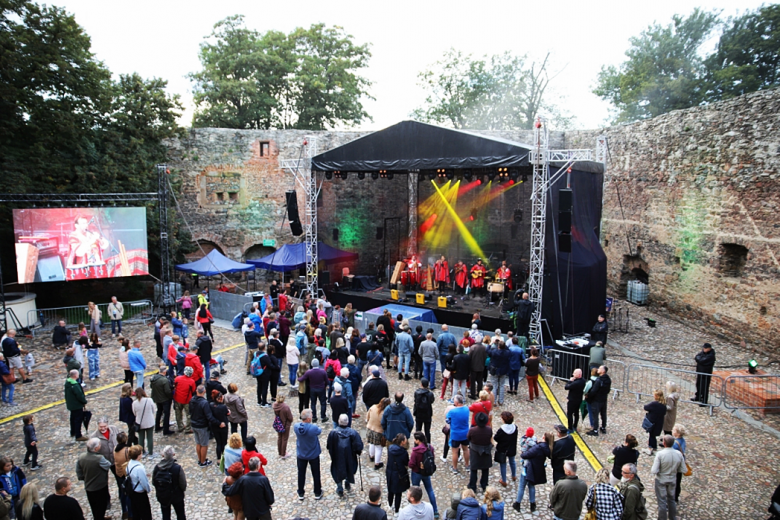 	Folk Fiesta. Chwile wspomnień - koncert pamięci Krzysztofa Kubańskiego