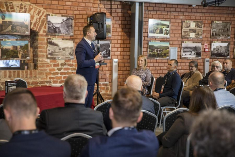 „Dawne i nowe życie Twierdzy”. Seminarium w Twierdzy Srebrna Góra