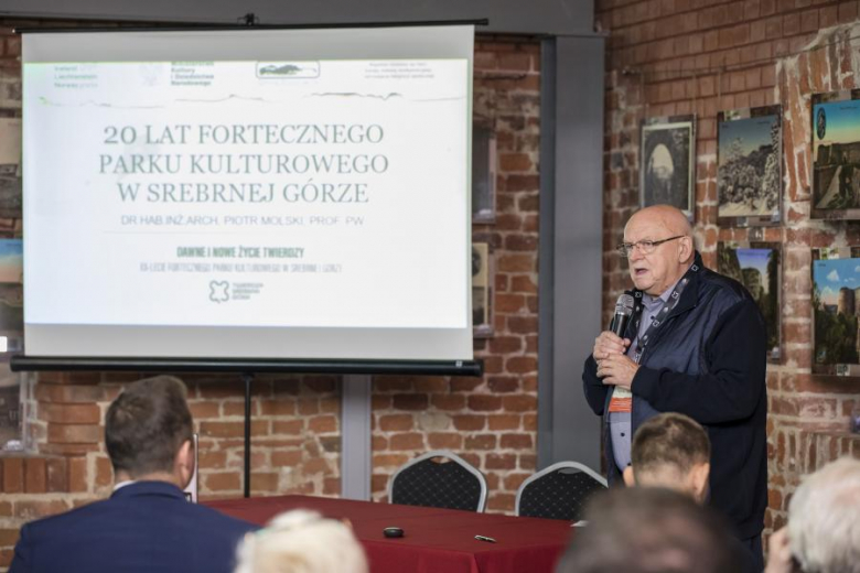 „Dawne i nowe życie Twierdzy”. Seminarium w Twierdzy Srebrna Góra