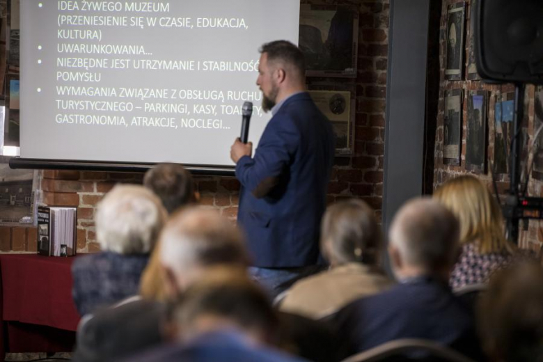 „Dawne i nowe życie Twierdzy”. Seminarium w Twierdzy Srebrna Góra