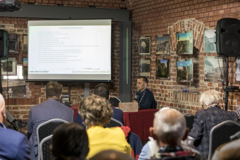 „Dawne i nowe życie Twierdzy”. Seminarium w Twierdzy Srebrna Góra