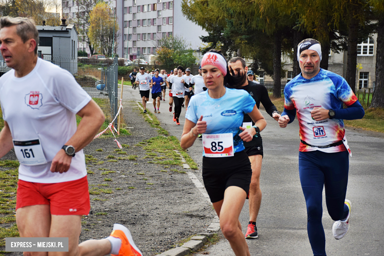 Na sportowo uczcili 104. rocznicę odzyskania niepodległości przez Polskę [foto]