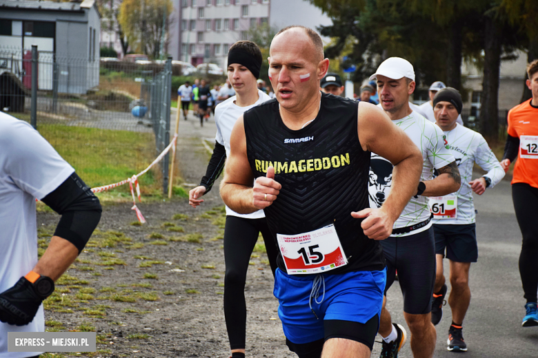 Na sportowo uczcili 104. rocznicę odzyskania niepodległości przez Polskę [foto]