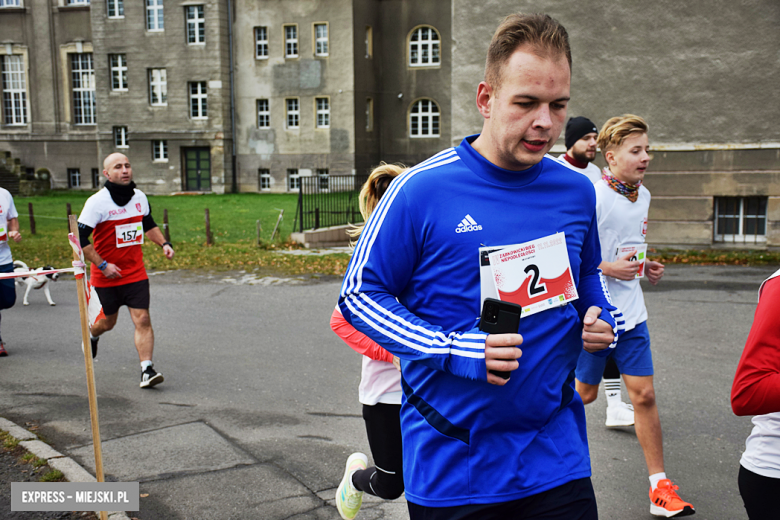 Na sportowo uczcili 104. rocznicę odzyskania niepodległości przez Polskę [foto]