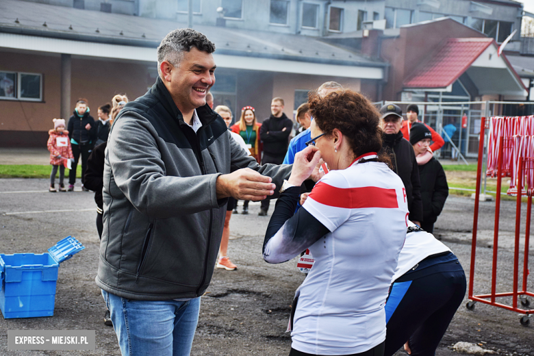 Na sportowo uczcili 104. rocznicę odzyskania niepodległości przez Polskę