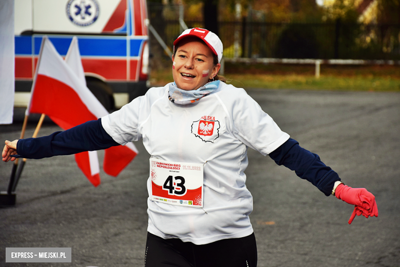 Na sportowo uczcili 104. rocznicę odzyskania niepodległości przez Polskę 