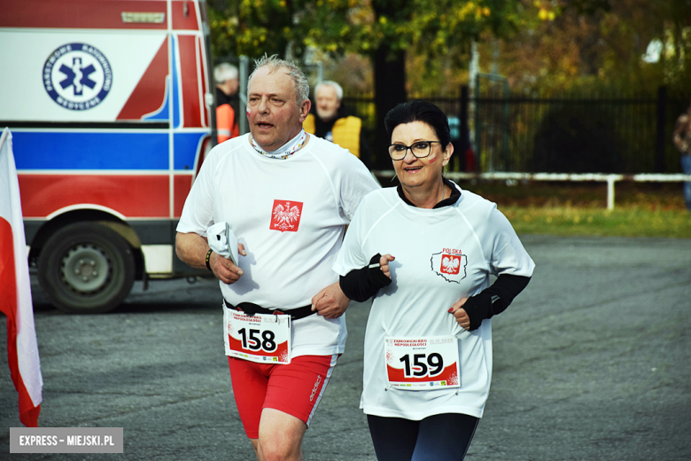 Na sportowo uczcili 104. rocznicę odzyskania niepodległości przez Polskę 