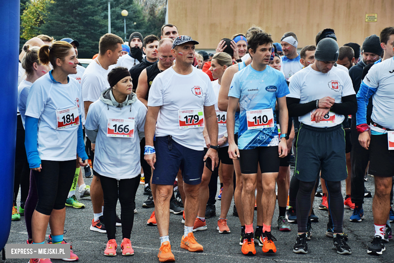 	Na sportowo uczcili 104. rocznicę odzyskania niepodległości przez Polskę