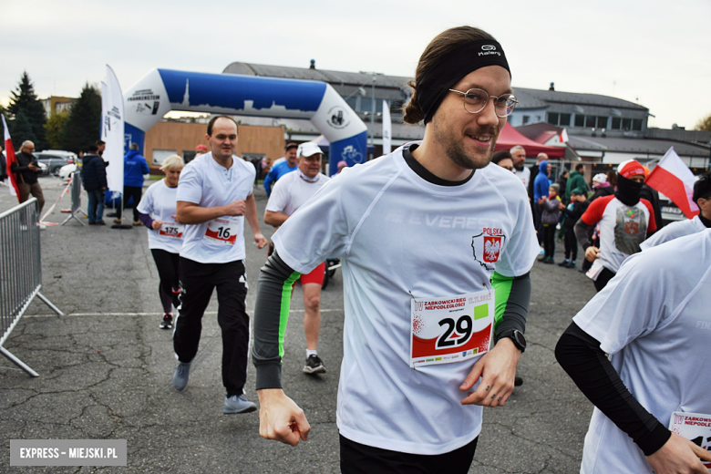 Na sportowo uczcili 104. rocznicę odzyskania niepodległości przez Polskę