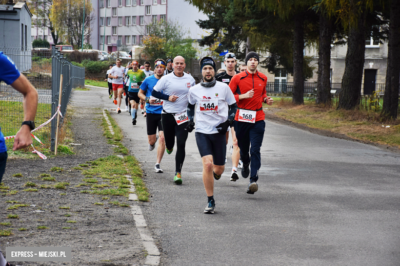 Na sportowo uczcili 104. rocznicę odzyskania niepodległości przez Polskę