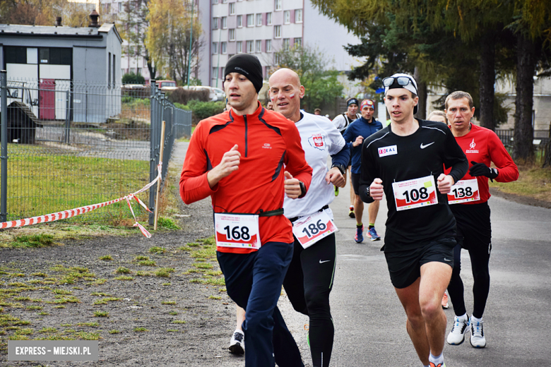 Na sportowo uczcili 104. rocznicę odzyskania niepodległości przez Polskę