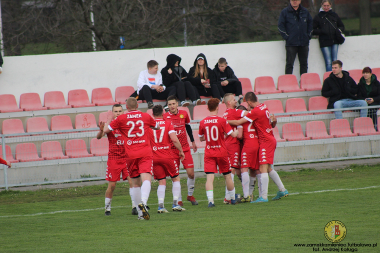 IV liga: Zamek Kamieniec Ząbkowicki 4:0 (2:0) Bielawianka Bielawa