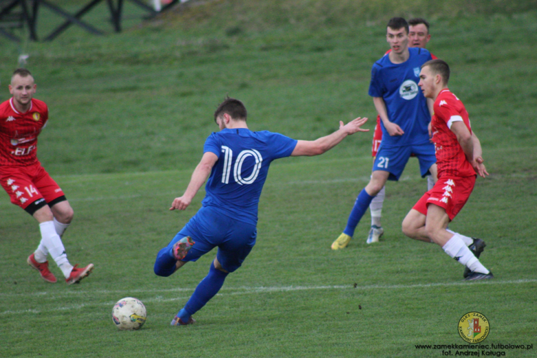 IV liga: Zamek Kamieniec Ząbkowicki 4:0 (2:0) Bielawianka Bielawa