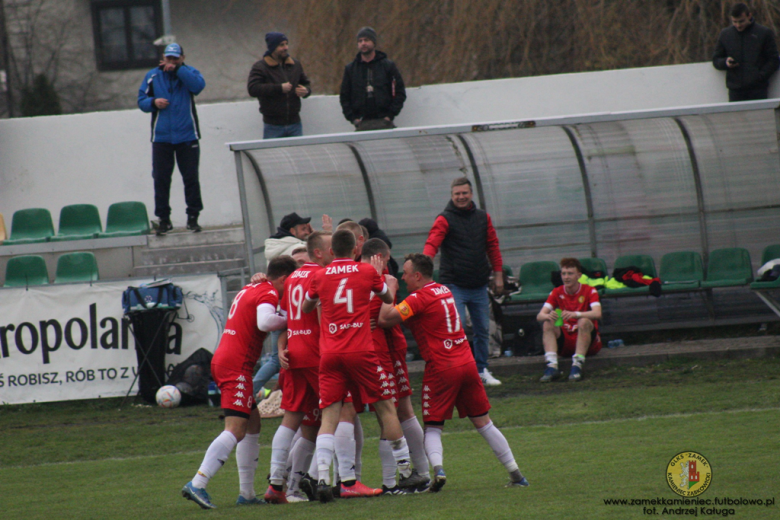 IV liga: Zamek Kamieniec Ząbkowicki 4:0 (2:0) Bielawianka Bielawa