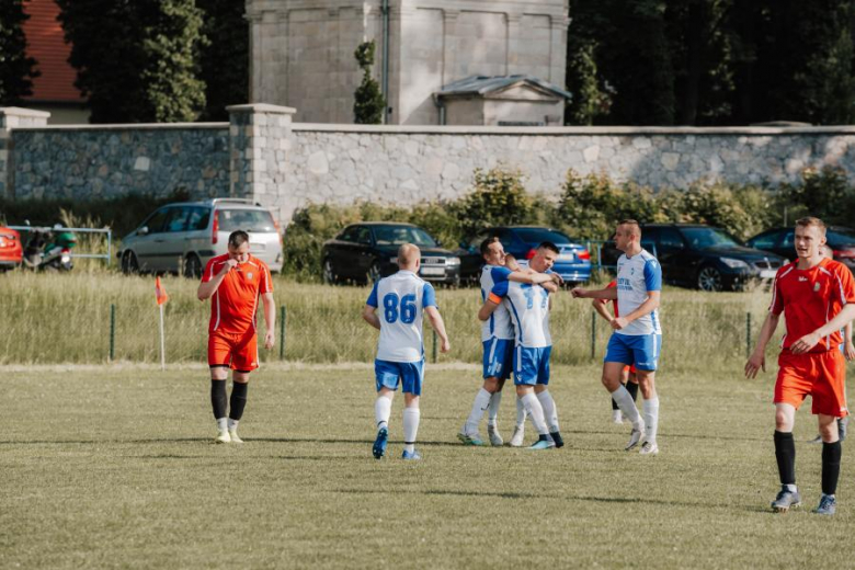 A-klasa, gr. III: Unia Złoty Stok 2:1 (0:0) Cis Brzeźnica