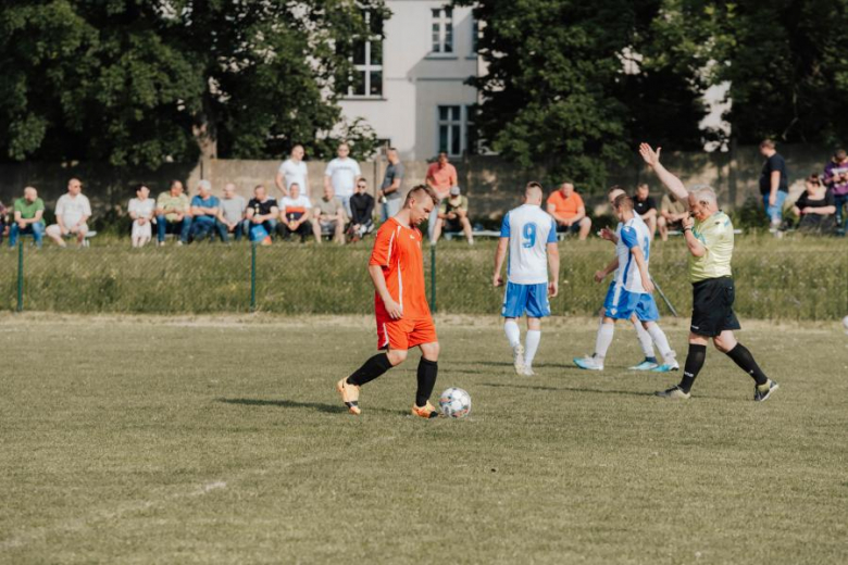 A-klasa, gr. III: Unia Złoty Stok 2:1 (0:0) Cis Brzeźnica