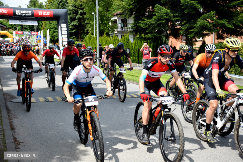 Rzesza kolarzy zalała Bardo. MTB Bike Maraton w Mieście Cudów