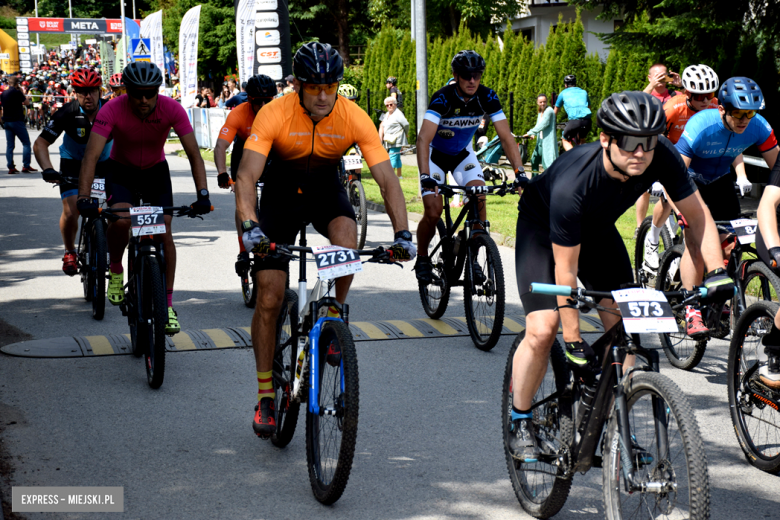 Rzesza kolarzy zalała Bardo. MTB Bike Maraton w Mieście Cudów