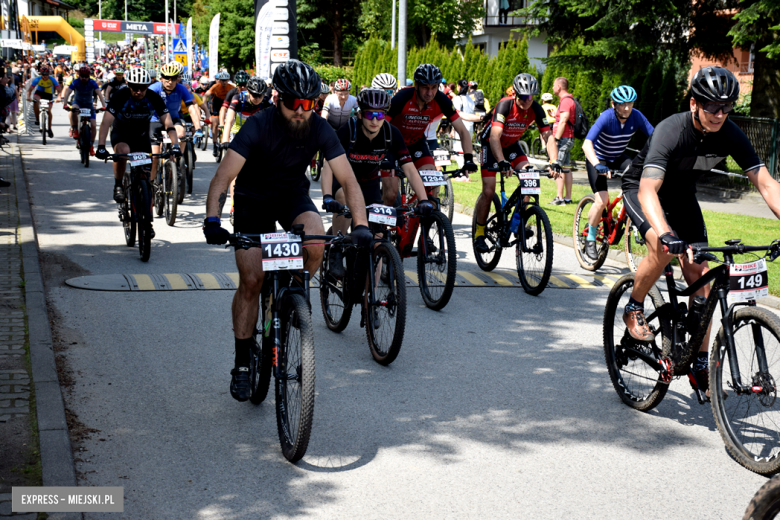 Rzesza kolarzy zalała Bardo. MTB Bike Maraton w Mieście Cudów