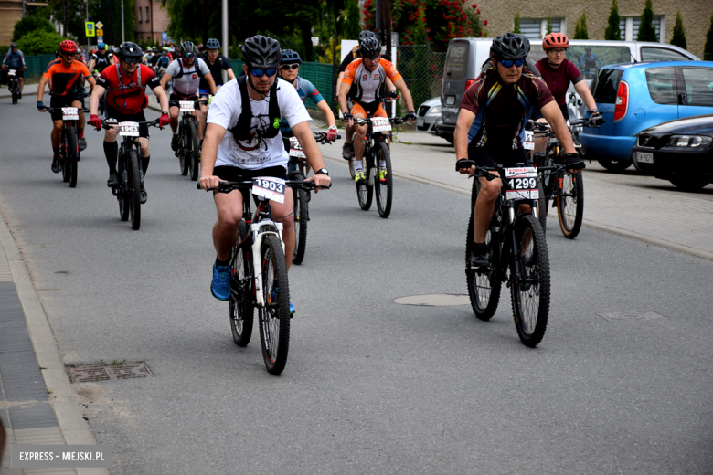 Rzesza kolarzy zalała Bardo. MTB Bike Maraton w Mieście Cudów