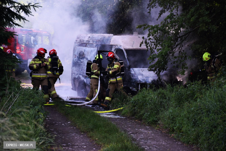 Pożar busa w Opolnicy