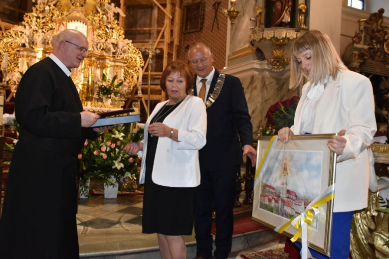 Michał Dworczyk i dr Mirosław Grakowicz uroczyście odebrali tytuły Honorowych Obywateli Miasta