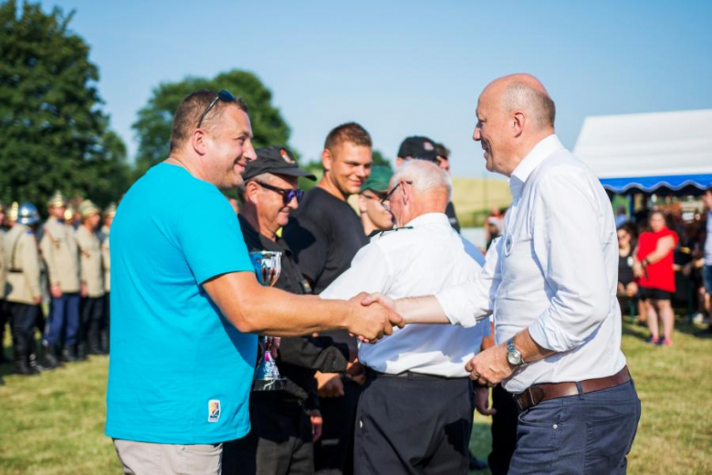 9. Zlot Starych Sikawek w Lubnowie. OSP Czerńczyce zwycięskie 