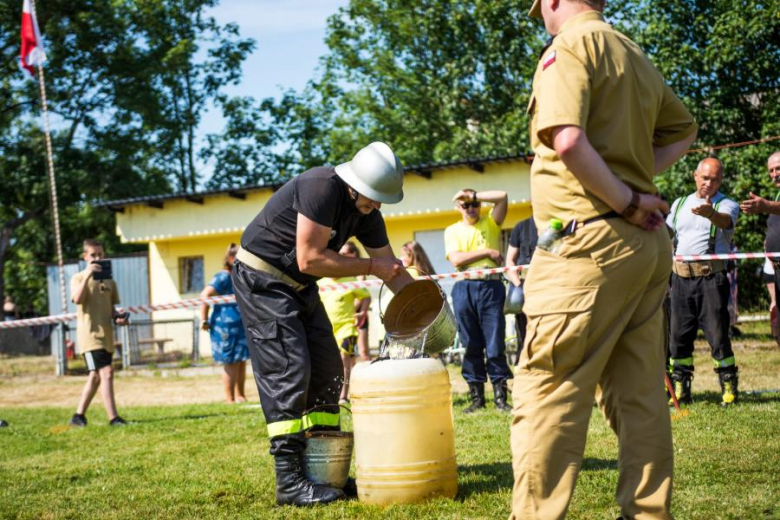 9. Zlot Starych Sikawek w Lubnowie. OSP Czerńczyce zwycięskie 