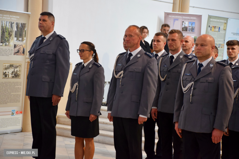 Powiatowe Święto Policji. Funkcjonariusze otrzymali awanse