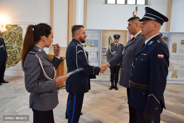 Powiatowe Święto Policji. Funkcjonariusze otrzymali awanse