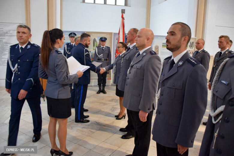 Powiatowe Święto Policji. Funkcjonariusze otrzymali awanse