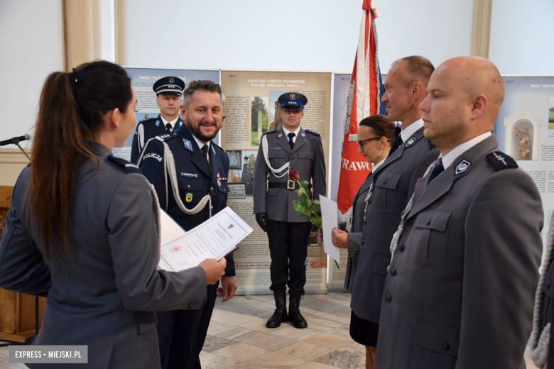 Powiatowe Święto Policji. Funkcjonariusze otrzymali awanse