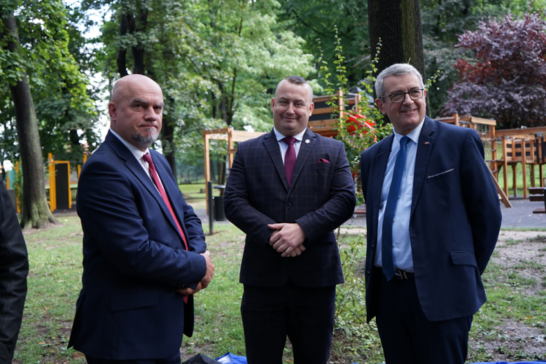 Briefing prasowy w Ziębicach na temat rządowego programu Rodzina800+