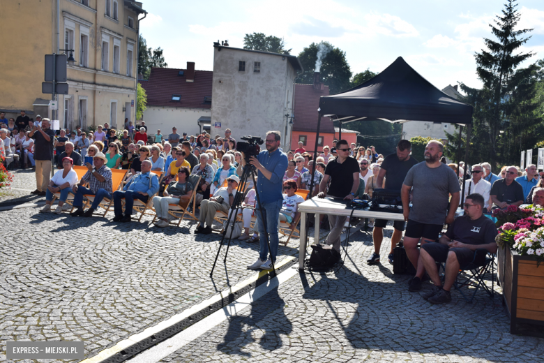 Zespół Pieśni i Tańca „Śląsk” ponownie wystąpił w Bardzie