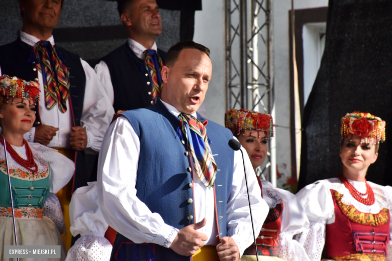 Zespół Pieśni i Tańca „Śląsk” ponownie wystąpił w Bardzie