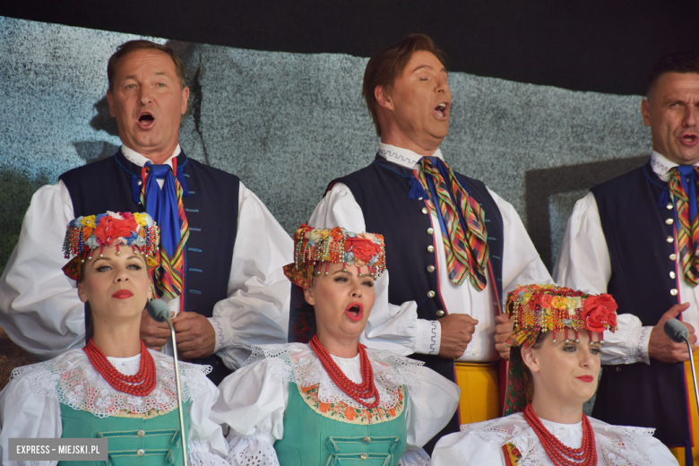 Zespół Pieśni i Tańca „Śląsk” ponownie wystąpił w Bardzie