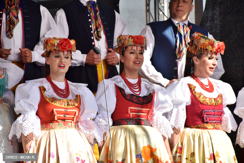 Zespół Pieśni i Tańca „Śląsk” ponownie wystąpił w Bardzie