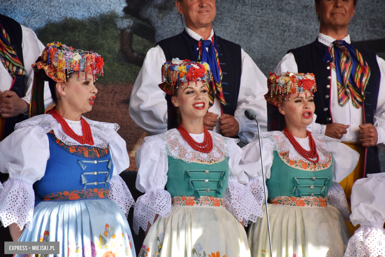 Zespół Pieśni i Tańca „Śląsk” ponownie wystąpił w Bardzie