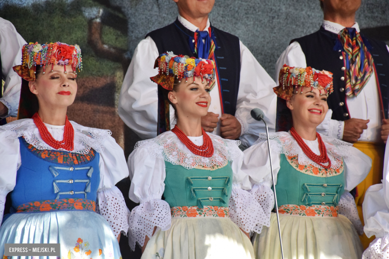 Zespół Pieśni i Tańca „Śląsk” ponownie wystąpił w Bardzie