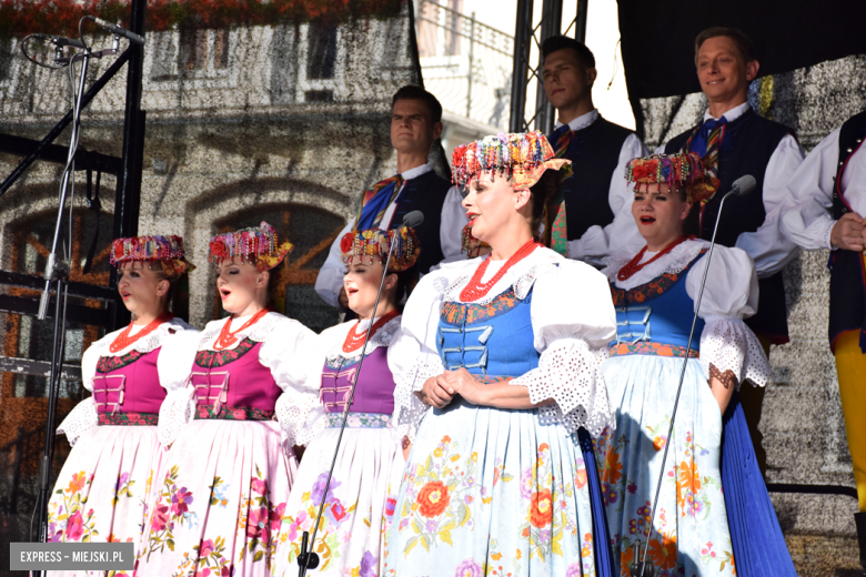 Zespół Pieśni i Tańca „Śląsk” ponownie wystąpił w Bardzie