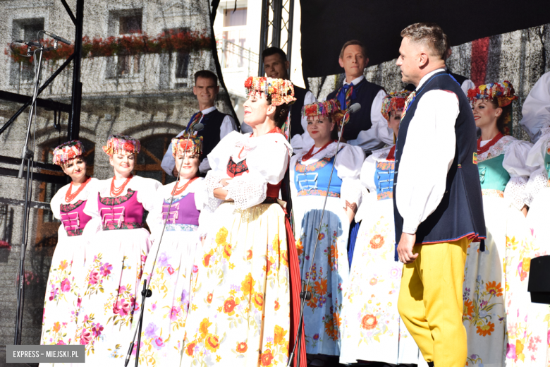 Zespół Pieśni i Tańca „Śląsk” ponownie wystąpił w Bardzie