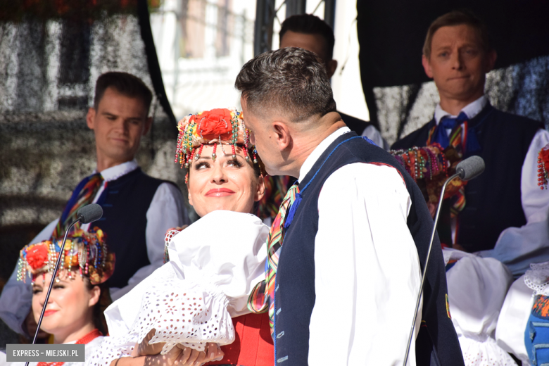 Zespół Pieśni i Tańca „Śląsk” ponownie wystąpił w Bardzie