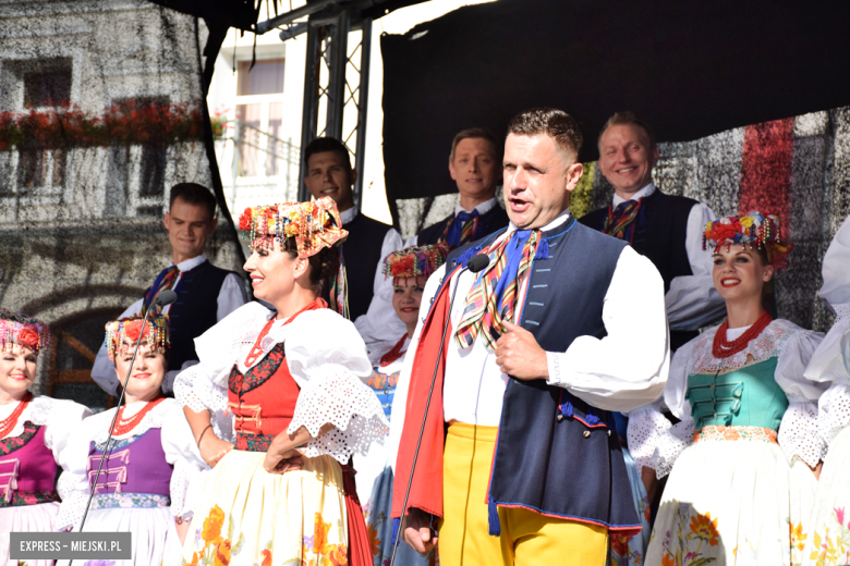 Zespół Pieśni i Tańca „Śląsk” ponownie wystąpił w Bardzie