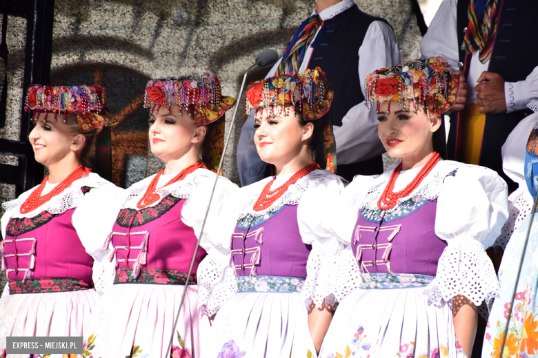 Zespół Pieśni i Tańca „Śląsk” ponownie wystąpił w Bardzie