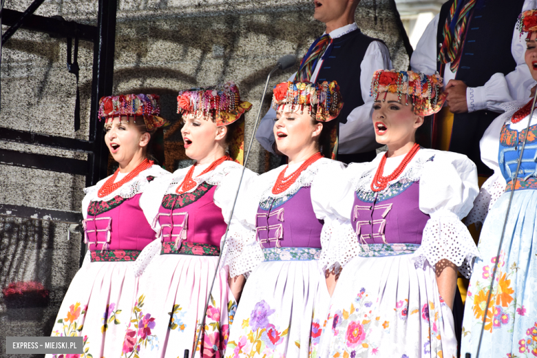 Zespół Pieśni i Tańca „Śląsk” ponownie wystąpił w Bardzie