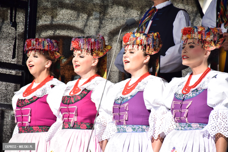 Zespół Pieśni i Tańca „Śląsk” ponownie wystąpił w Bardzie