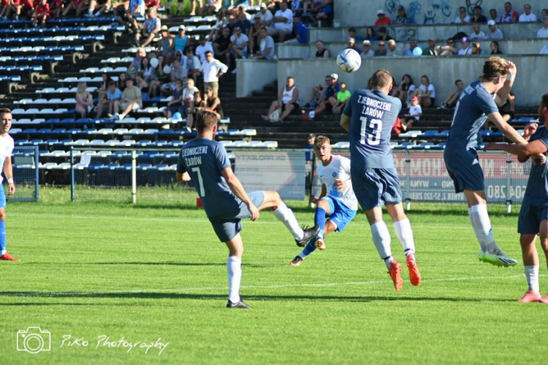 Piłkarskie święto na ząbkowickim stadionie. Orzeł ograł Zjednoczonych