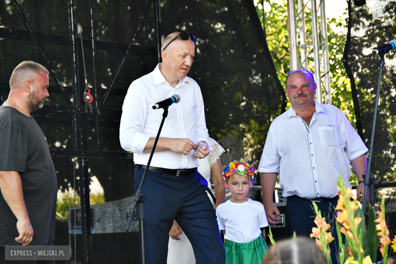 Dożynki gminy Ziębice w Niedźwiedziu