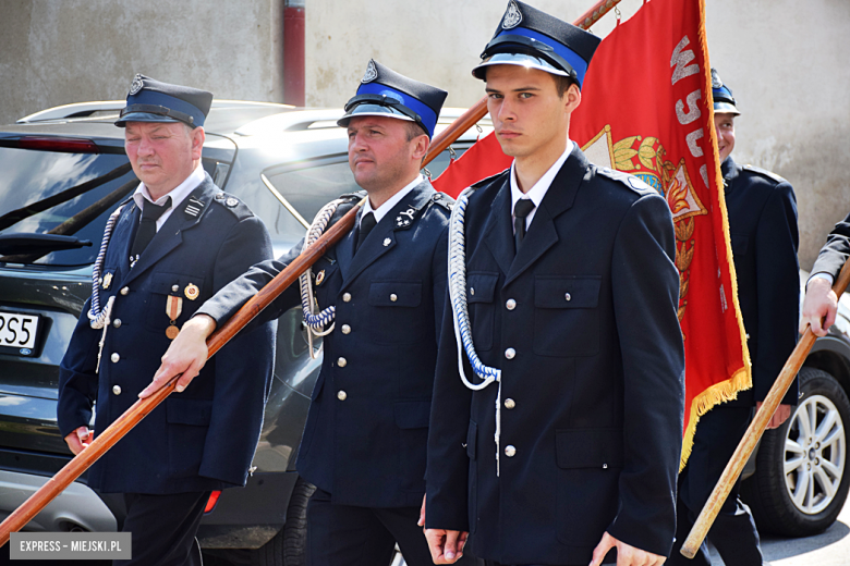 Tłumy na dożynkach gminnych w Budzowie. Zespół Daj To Głośniej gwiazdą wieczoru!