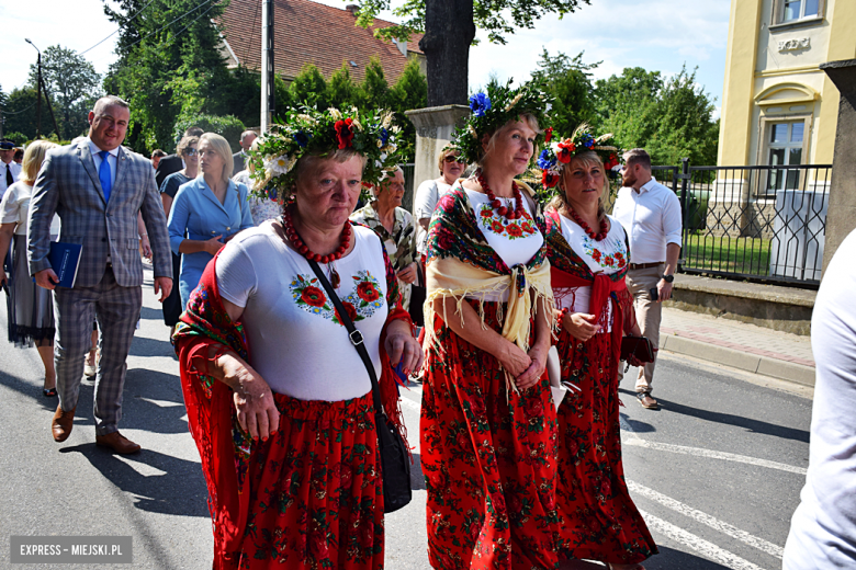 Tłumy na dożynkach gminnych w Budzowie. Zespół Daj To Głośniej gwiazdą wieczoru!